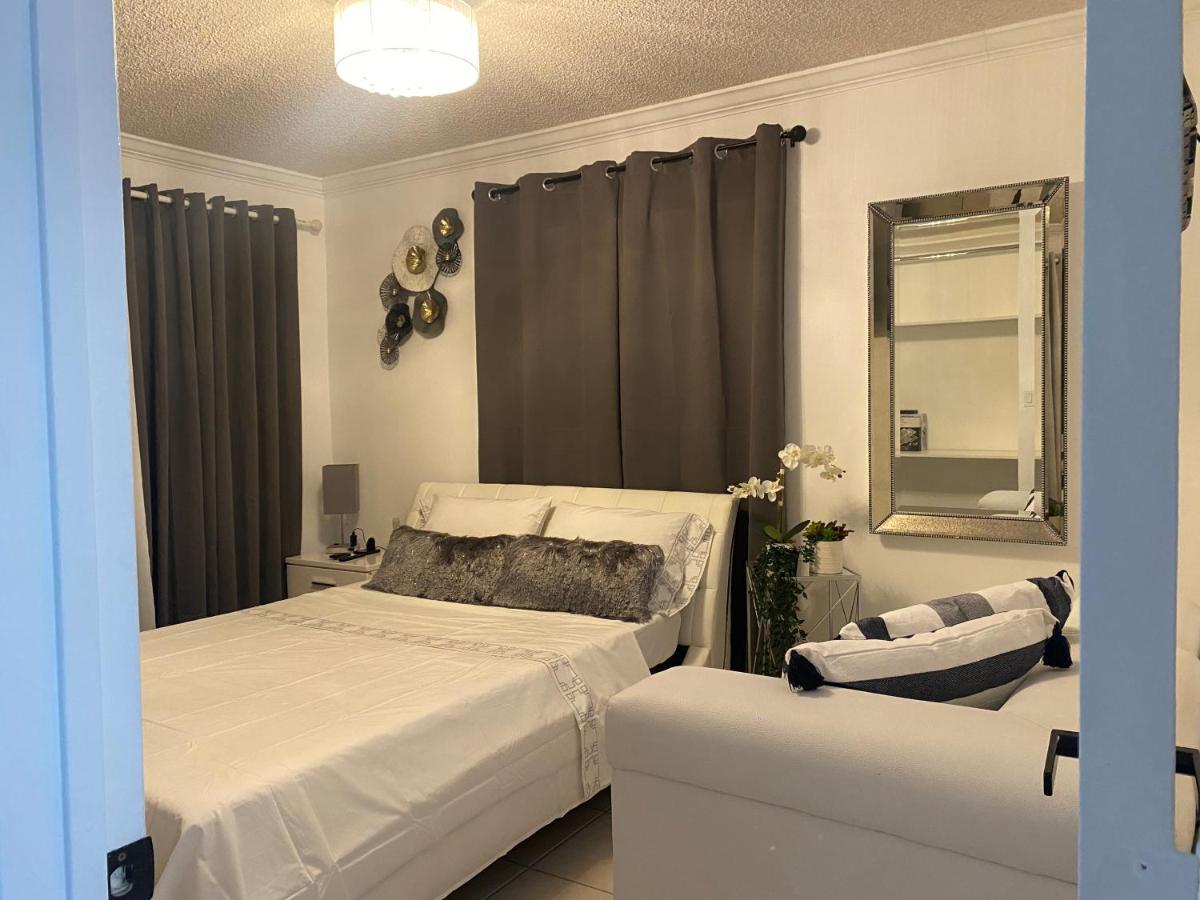 Апартаменты Beautiful House 7 Min From Miami Airport W Free Parking Экстерьер фото